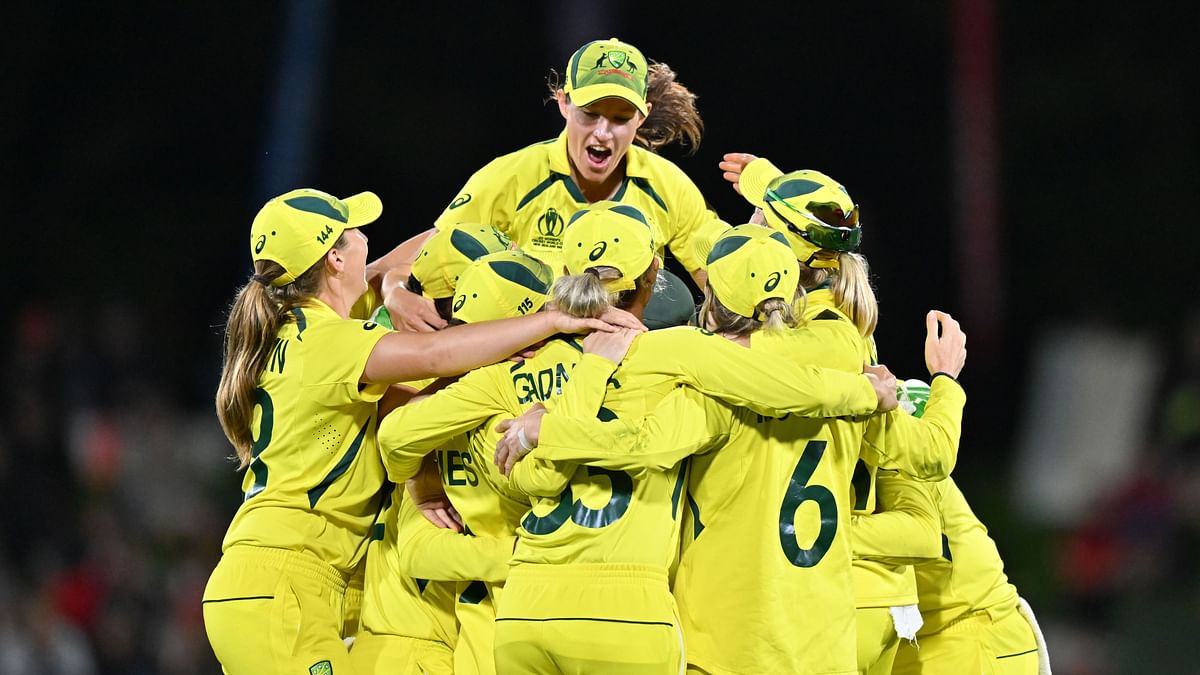 Australia beat England by 71 runs to win the final
