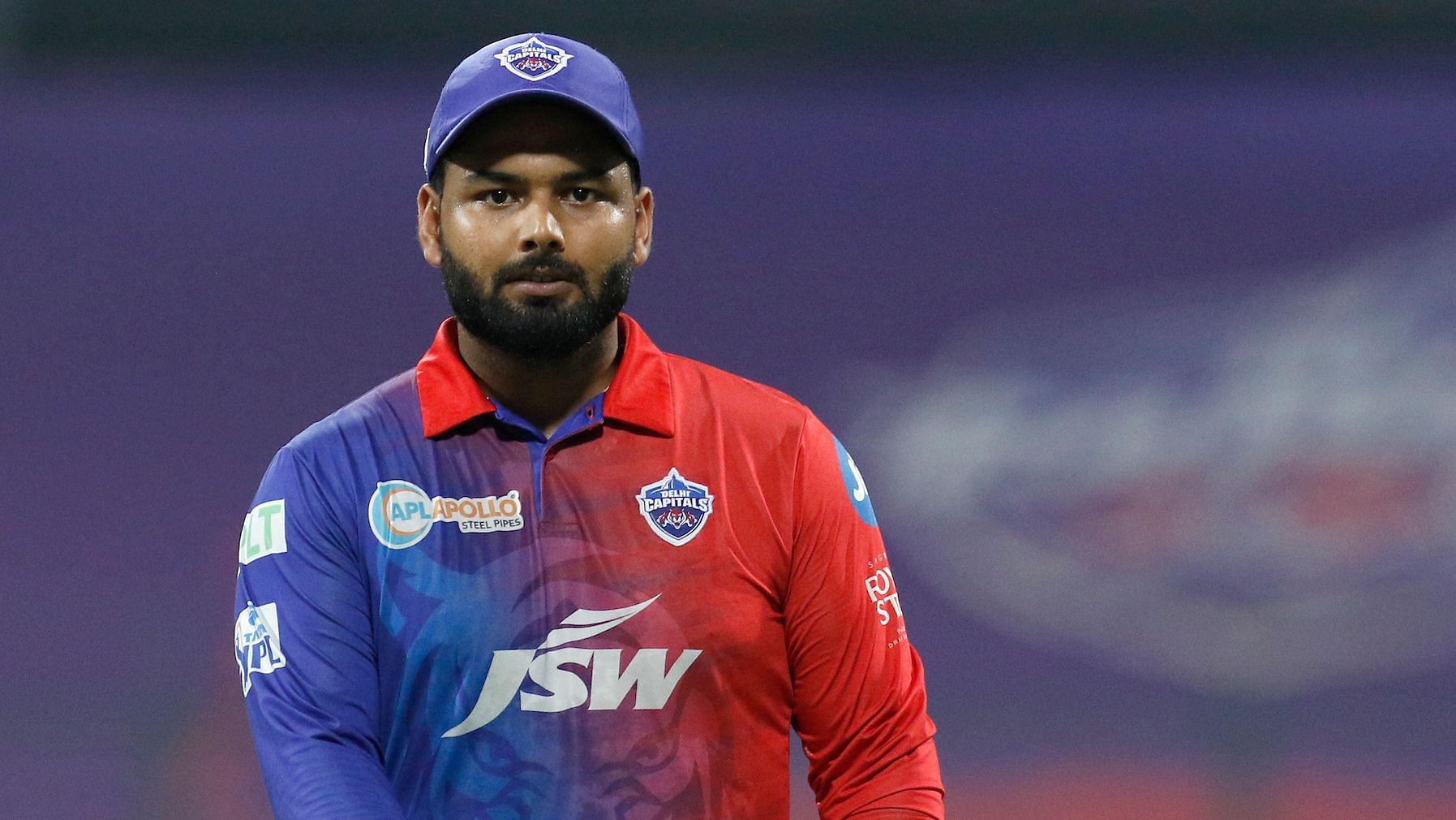 <div class="paragraphs"><p>Rishabh Pant gestured for&nbsp;Rovman Powell and Kuldeep Yadav to leave the field of play.</p></div>