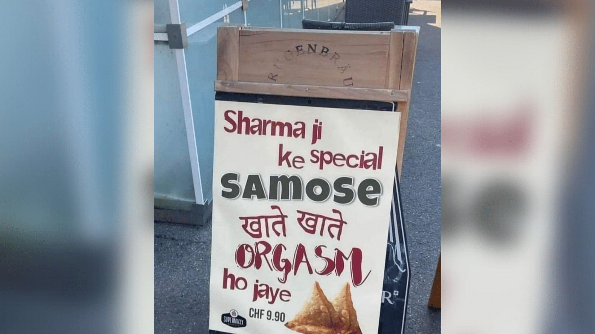 <div class="paragraphs"><p>This sign for <em>Sharma Ji ke samose</em> has twitter users in splits</p></div>