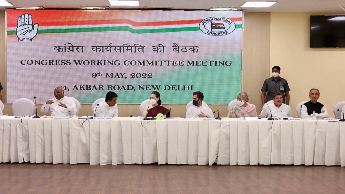 <div class="paragraphs"><p>The Congress Working Committee congregated at the party's Delhi headquarters on Monday, 9 May.</p></div>