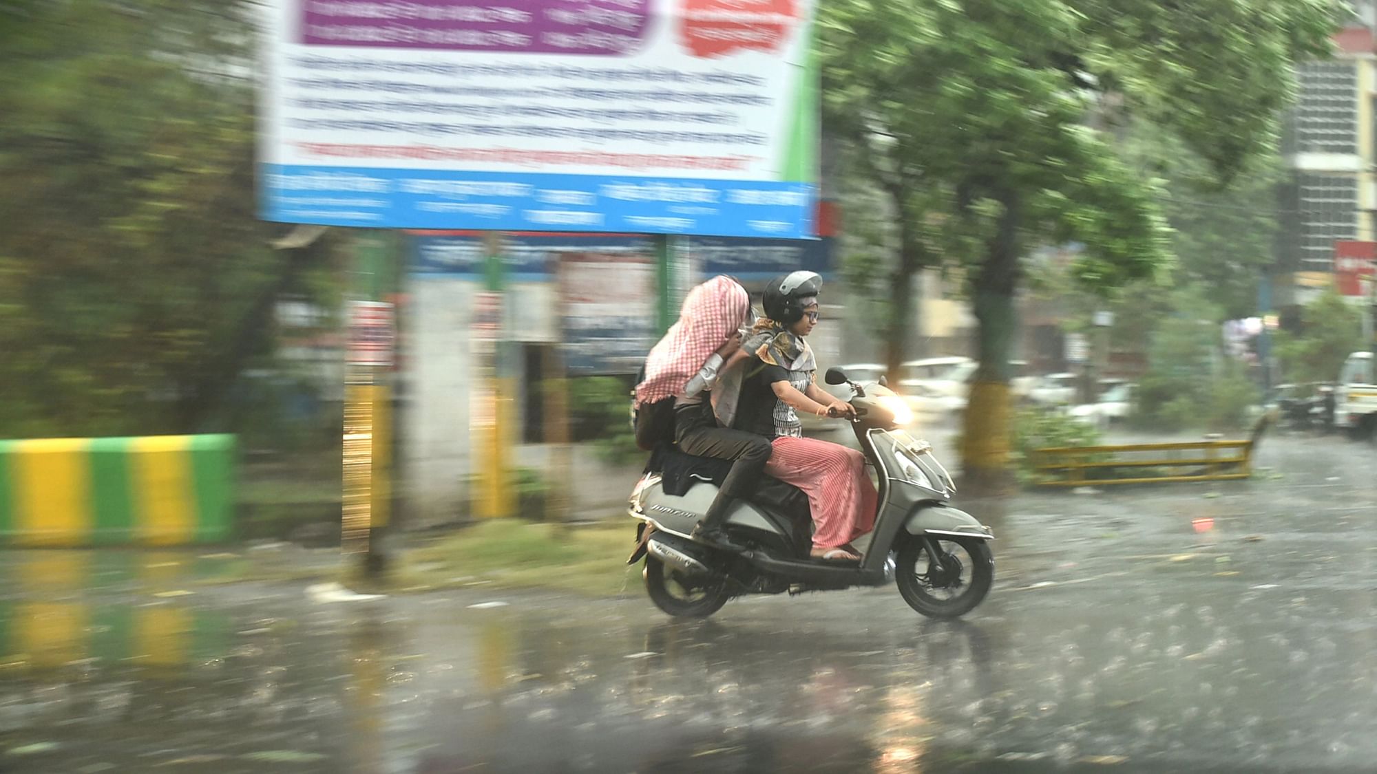 <div class="paragraphs"><p>After several days of scorching heat, Delhi and surrounding regions woke up to heavy rains and thunder on Monday, 23 May.</p></div>