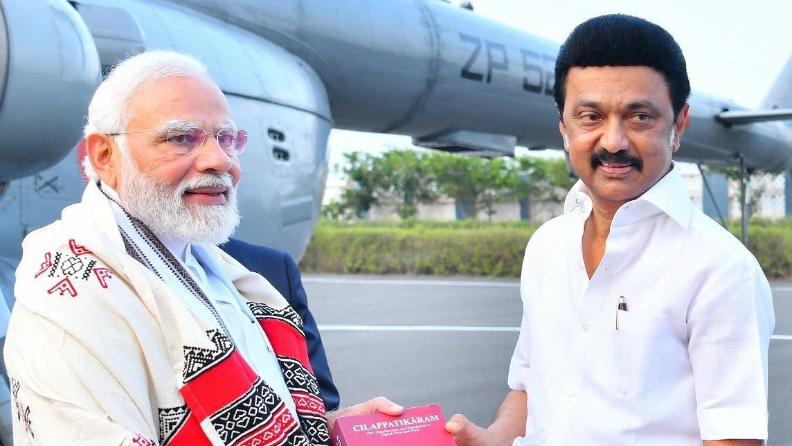 <div class="paragraphs"><p>Chief Minister MK Stalin presented a shawl and a book to PM Narendra Modi as he arrived in Chennai on Thursday, 26 May.</p></div>