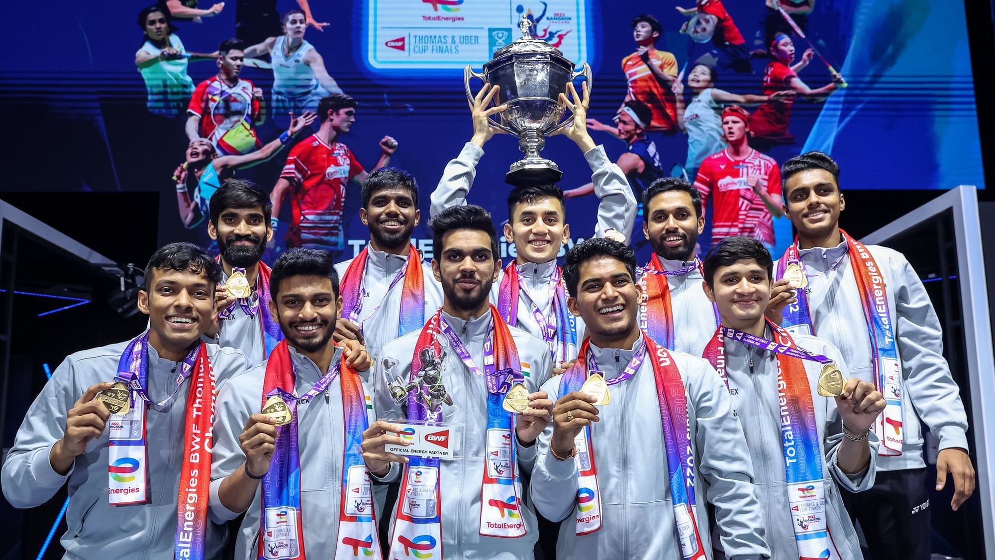 <div class="paragraphs"><p>India with the maiden Thomas Cup title.</p></div>