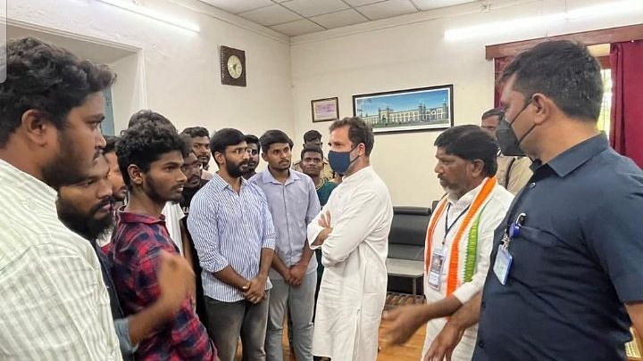 <div class="paragraphs"><p>Congress leader Rahul Gandhi&nbsp;at Hyderabad prison with NSUI leaders arrested last week.</p></div>