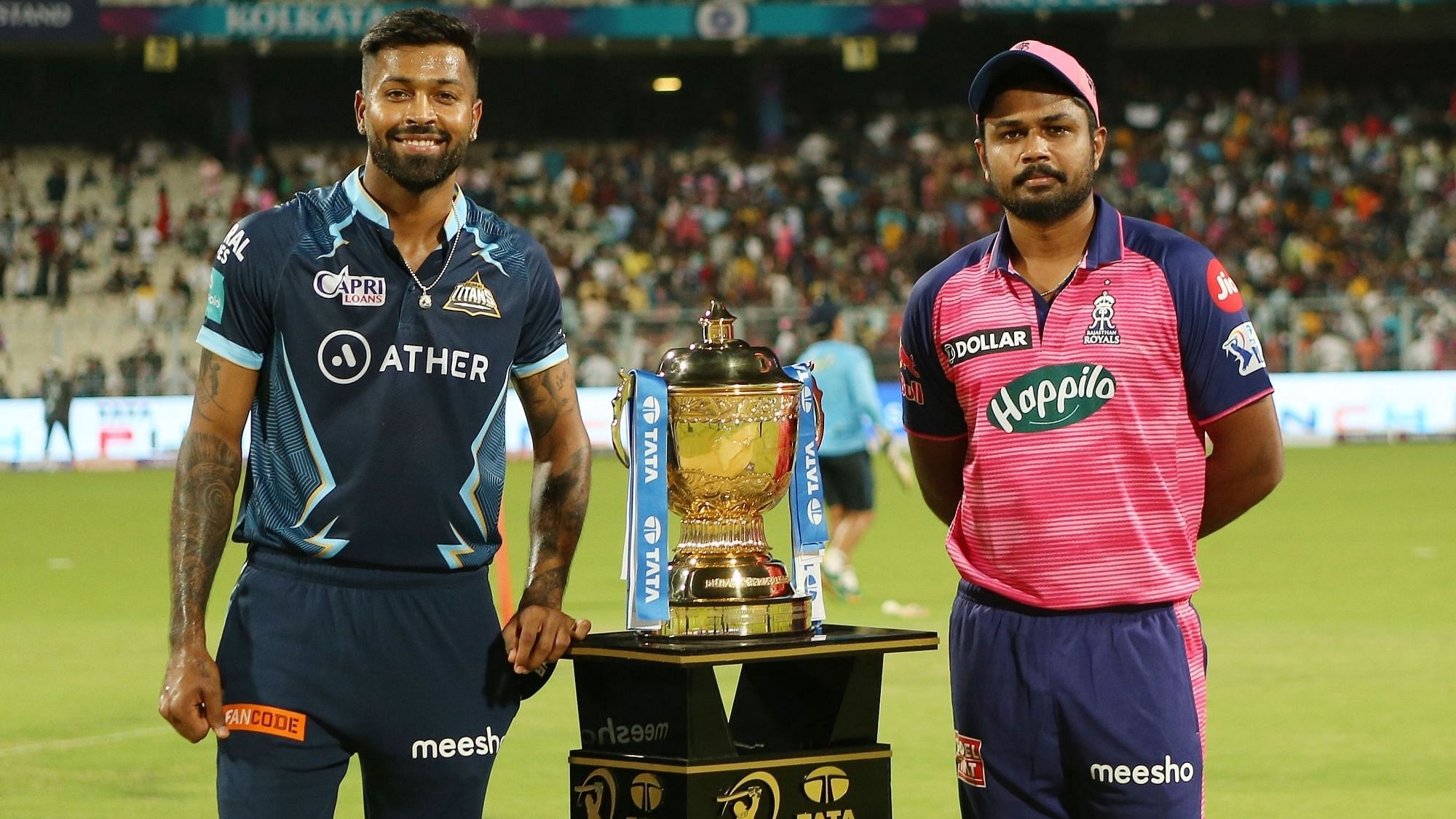 <div class="paragraphs"><p>Skippers Hardik Pandya and Sanju Samson posing with the IPL 2022 trophy.</p></div>