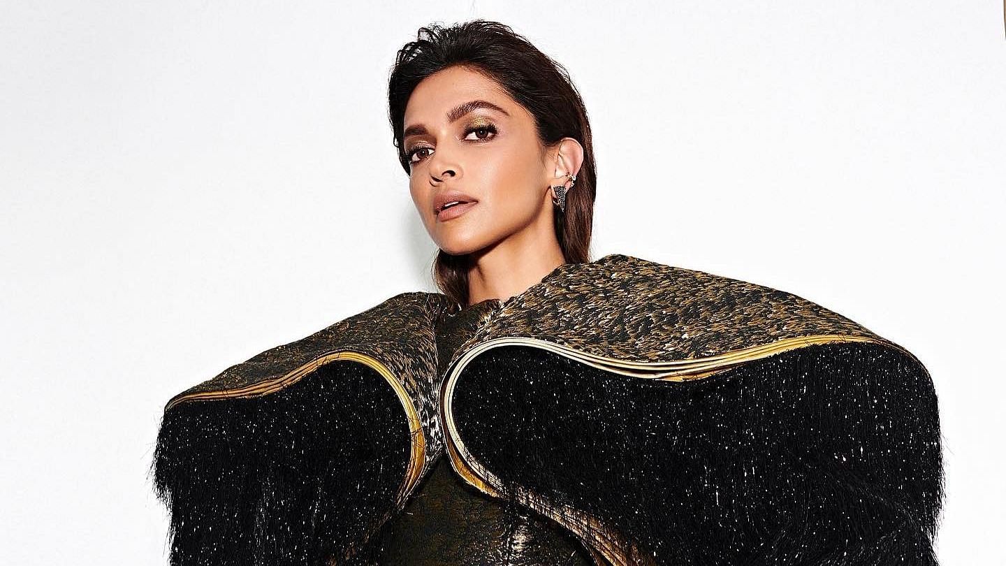 <div class="paragraphs"><p>Deepika Padukone's latest Cannes 2022 look is giving major empress vibes.</p></div>