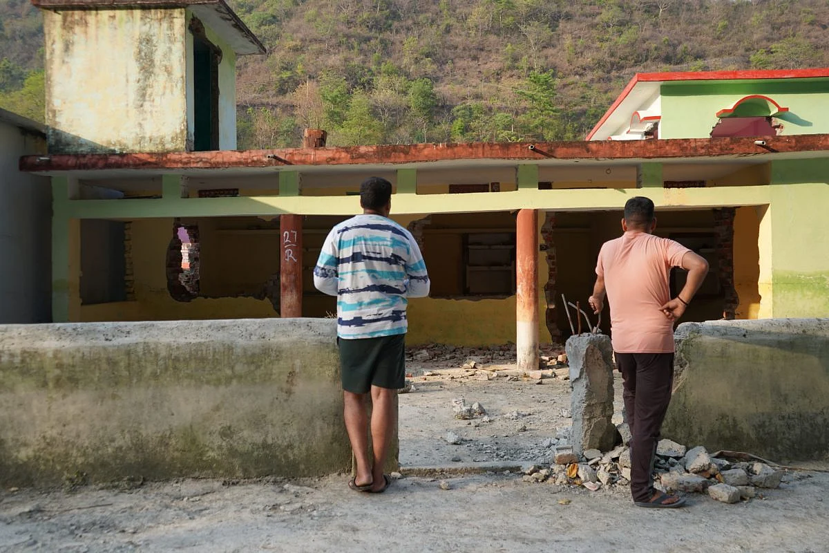 <div class="paragraphs"><p>While the monetary compensation may facilitate them to move to other villages or cities to start over, the people of Lohari fear that they will lose their tribal culture and community.</p></div>