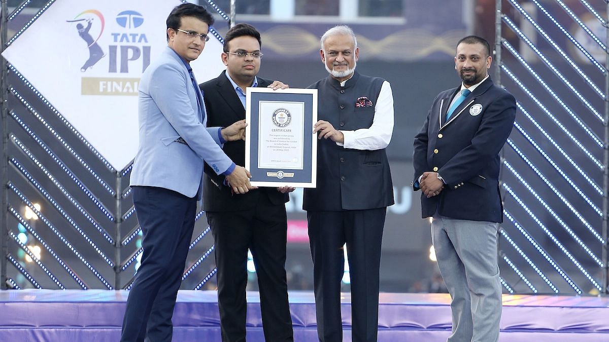 <div class="paragraphs"><p>BCCI sets Guinness World Record for largest cricket jersey during IPL 2022 closing ceremony.</p></div>