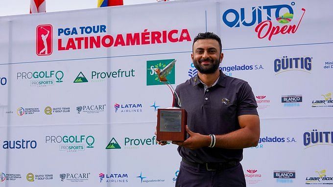 <div class="paragraphs"><p>Manav Shah with the Quito Open trophy</p></div>