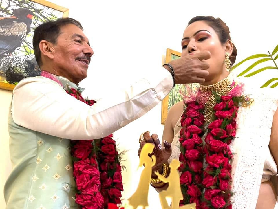 Arun Lal and Bulbul Saha tied the knot on 1 May, 2022.