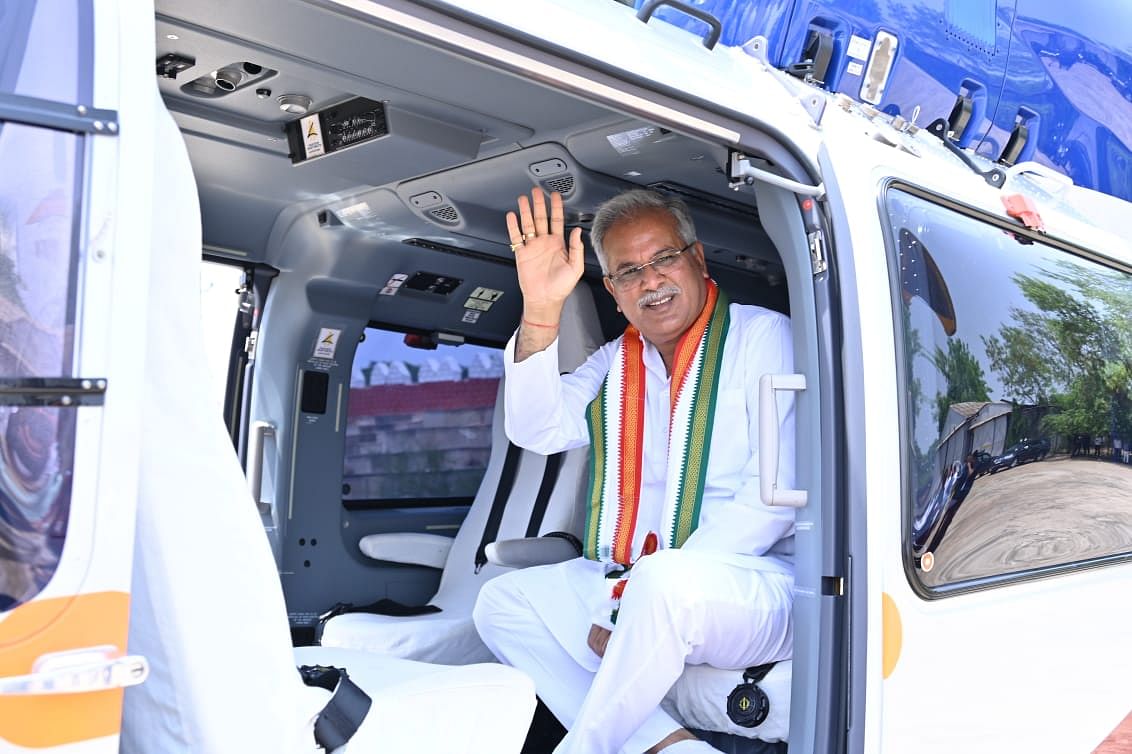 Analysts believe the tour is a pre-election campaign with a clear visible rift between Baghel and Singhdeo.