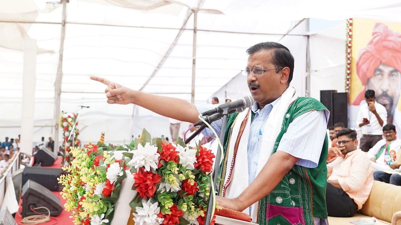<div class="paragraphs"><p>Arvind Kejriwal addressing a rally in Gujarat challenged Gujarat CM to hold an exam without paper leak.</p></div>