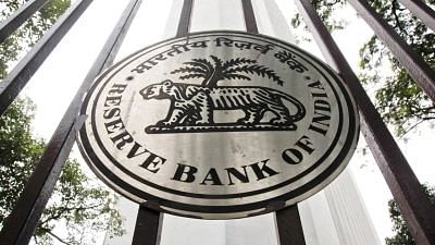 <div class="paragraphs"><p>As per the data released by the Reserve Bank of India (RBI) last week, the country’s forex reserves fell to $598 billion for the week ended 29 April.</p></div>
