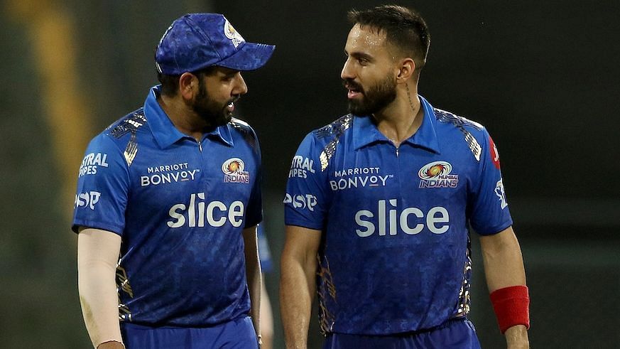 IPL 2022 Points Table: RCB Qualify for Playoffs After MI Win Against DC