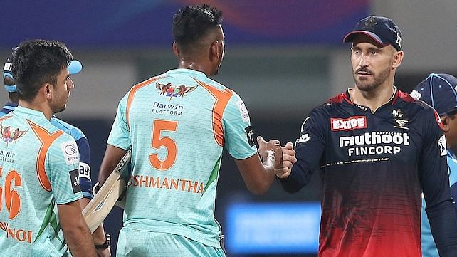 <div class="paragraphs"><p>RCB skipper Faf du Plessis, post match shaking hands with LSG players, in a group stage match of IPL 2022.</p></div>