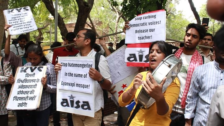 DU Professor Ratan Lal Arrested Over 'Objectionable' Post on Shivling