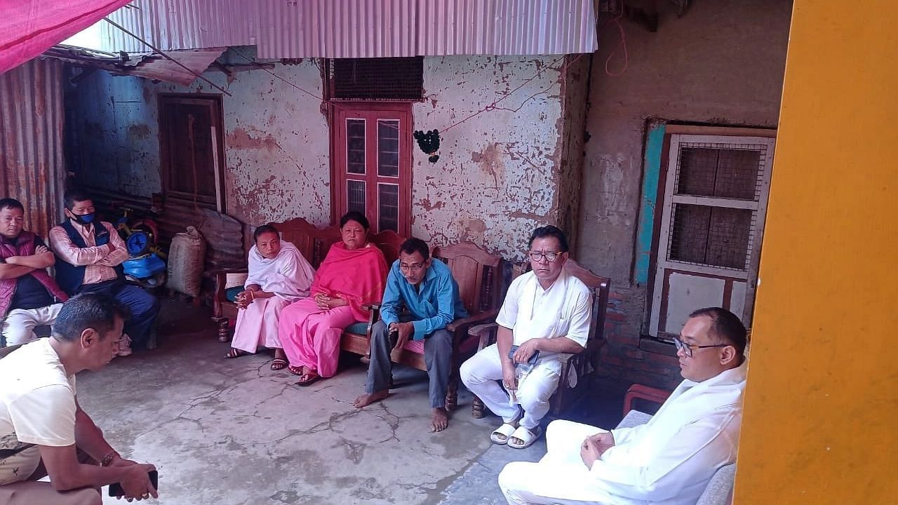 <div class="paragraphs"><p>Local <a href="https://www.thequint.com/topic/bharatiya-janata-party">BJP</a> MLA RK Imo Singh met the family of the deceased, and assured them of the government's assistance.</p></div>