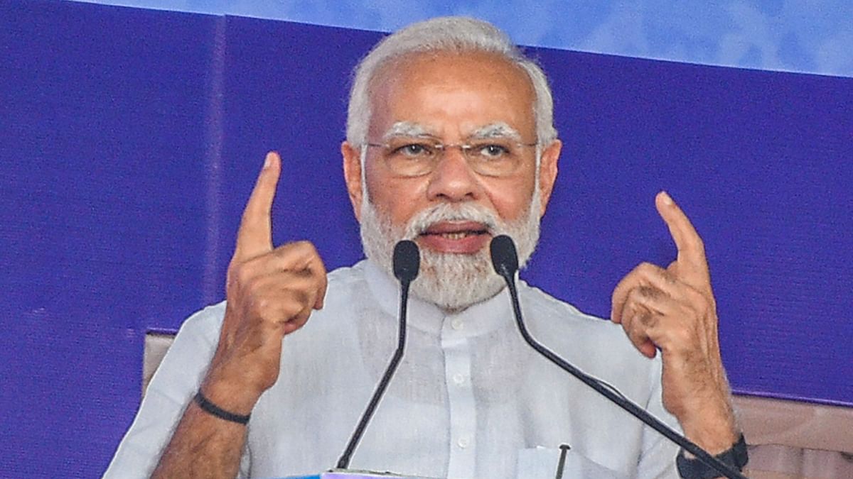 PM Modi Directs Recruitment of 10 Lakh People in Next 1.5 Yrs on 'Mission Mode'