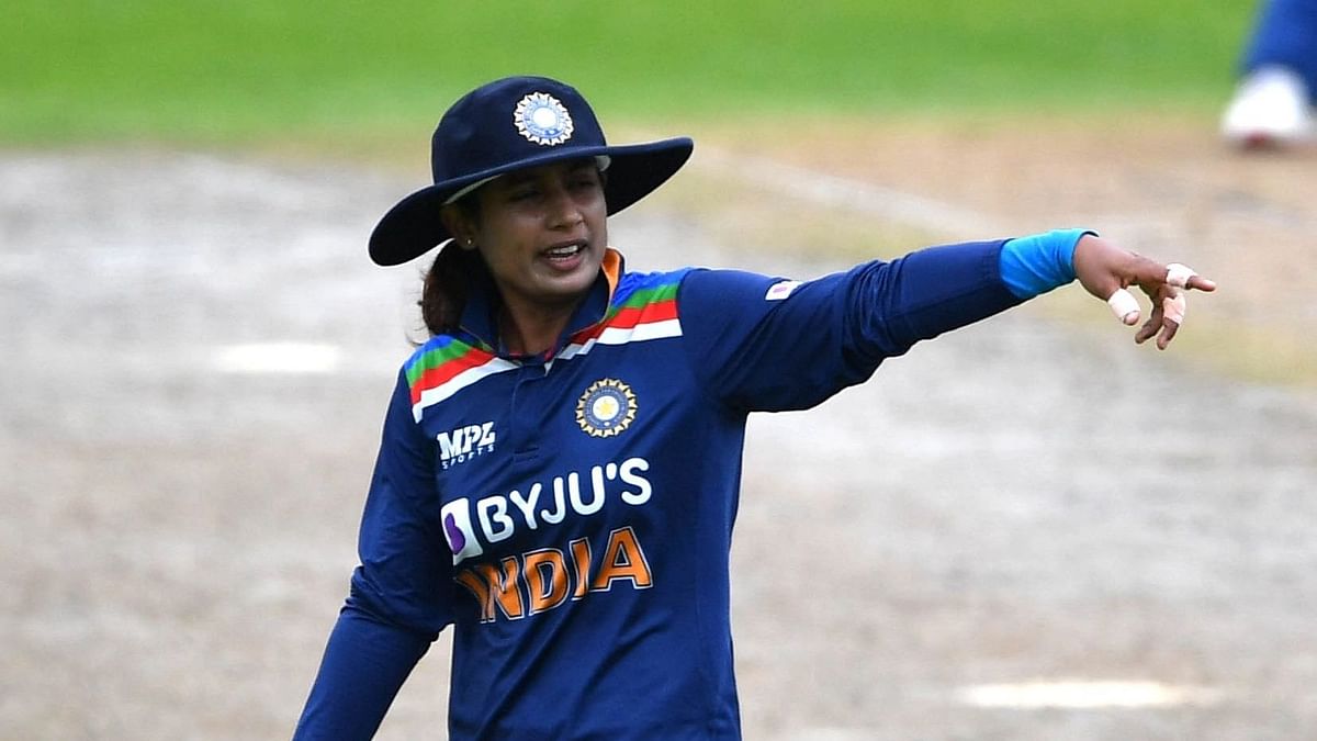 Cricket Fraternity Hails 'Inspiration' Mithali Raj as She Announces Retirement
