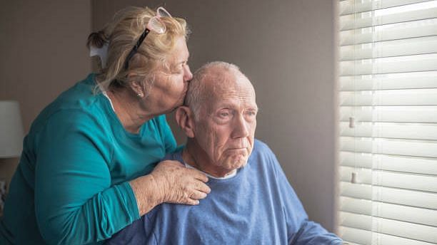 Dementia can be difficult to live with. Kavita Devgan brings you 11 things you can do to lower your risk of it. 