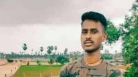 <div class="paragraphs"><p>Damira Rakesh, the 24-year-old man who died amid violent protests against the Agnipath scheme in Telangana's Secunderabad.</p></div>