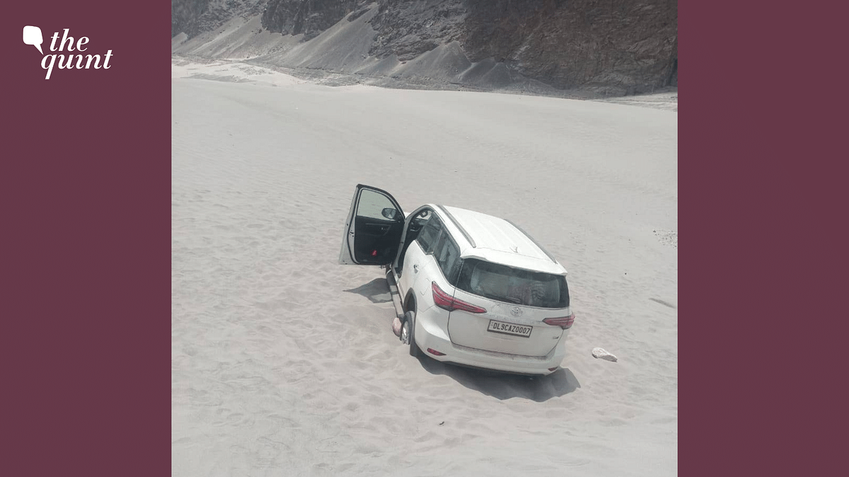 Couple From Jaipur Drives SUV Over Sand Dunes in Ladakh, Fined Rs 50,000