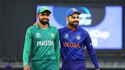 <div class="paragraphs"><p>Virat Kohli and Babar Azam share a light moment.</p></div>