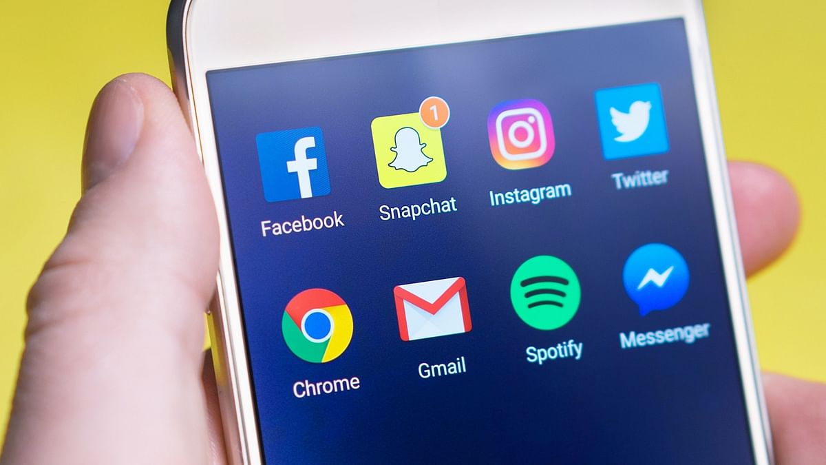 California Lawmakers Want To Sue Meta, TikTok for Kids’ Social Media Addictions