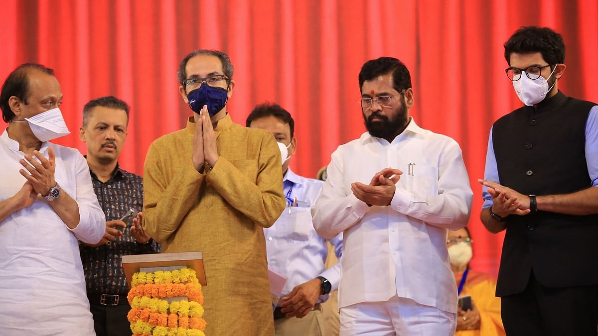 Shiv Sena Leaders in Surat To Pacify Eknath Shinde; Rebels Want Reunion With BJP