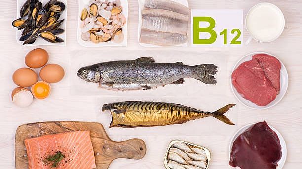 What are the best sources of vitamin B12? How do you know if you're deficient? 