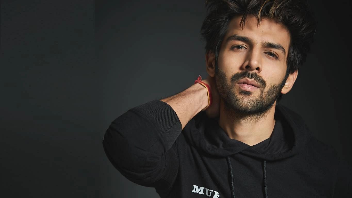 <div class="paragraphs"><p>Kartik Aaryan&nbsp;</p></div>