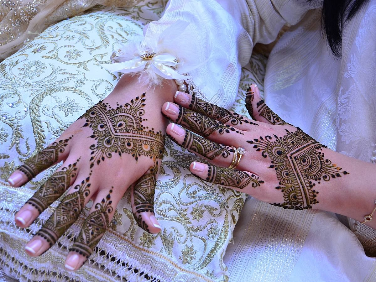 Eid-al-Adha 2022: We have curated a list of unique & stylish mehndi designs for you. Check below.