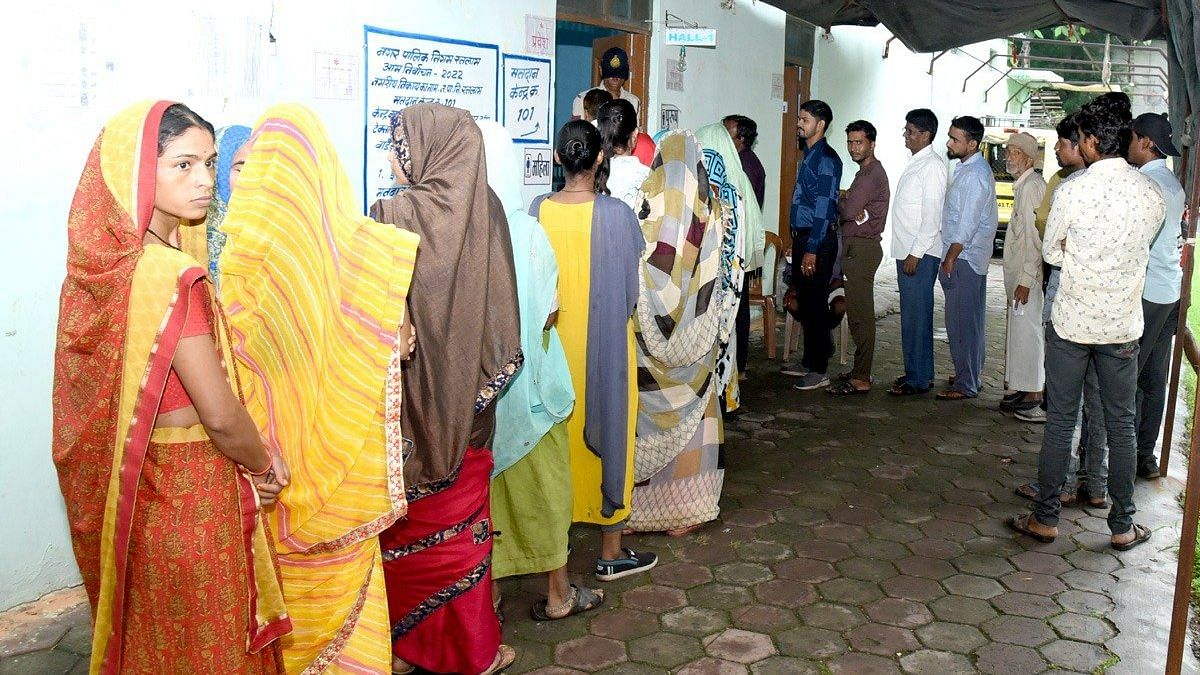 <div class="paragraphs"><p>Residents of Ratlam district in MP queue up to cast their votes in the second phase of voting in the urban body polls on 13 July.&nbsp;</p></div>