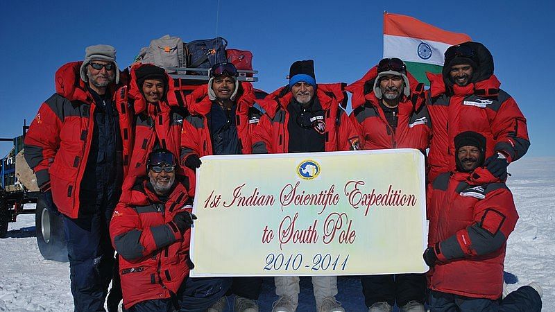 <div class="paragraphs"><p>The first Indian Scientific Expedition to South Pole.</p></div>