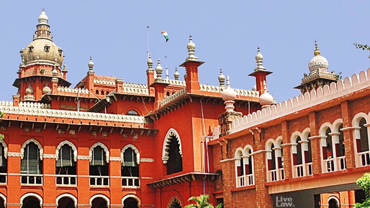 Madras High Court Quashes Order to Seal AIADMK Office, Keys To Be Handed to EPS