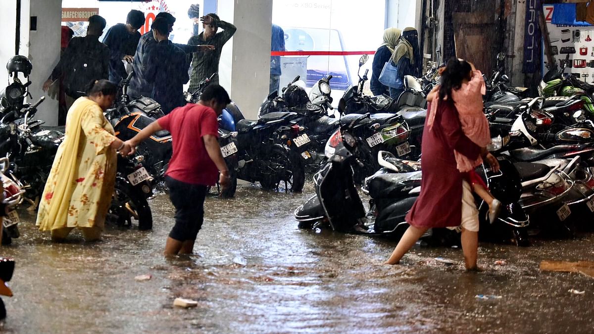 Heavy Rains Continue To Lash Telangana; CM Instructs Officials To Be on Alert