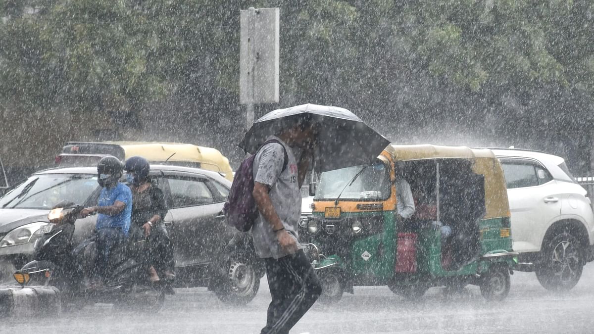 Heavy Rains Hit Delhi-NCR, Orange Alert in Mumbai, Flash Floods in Gujarat