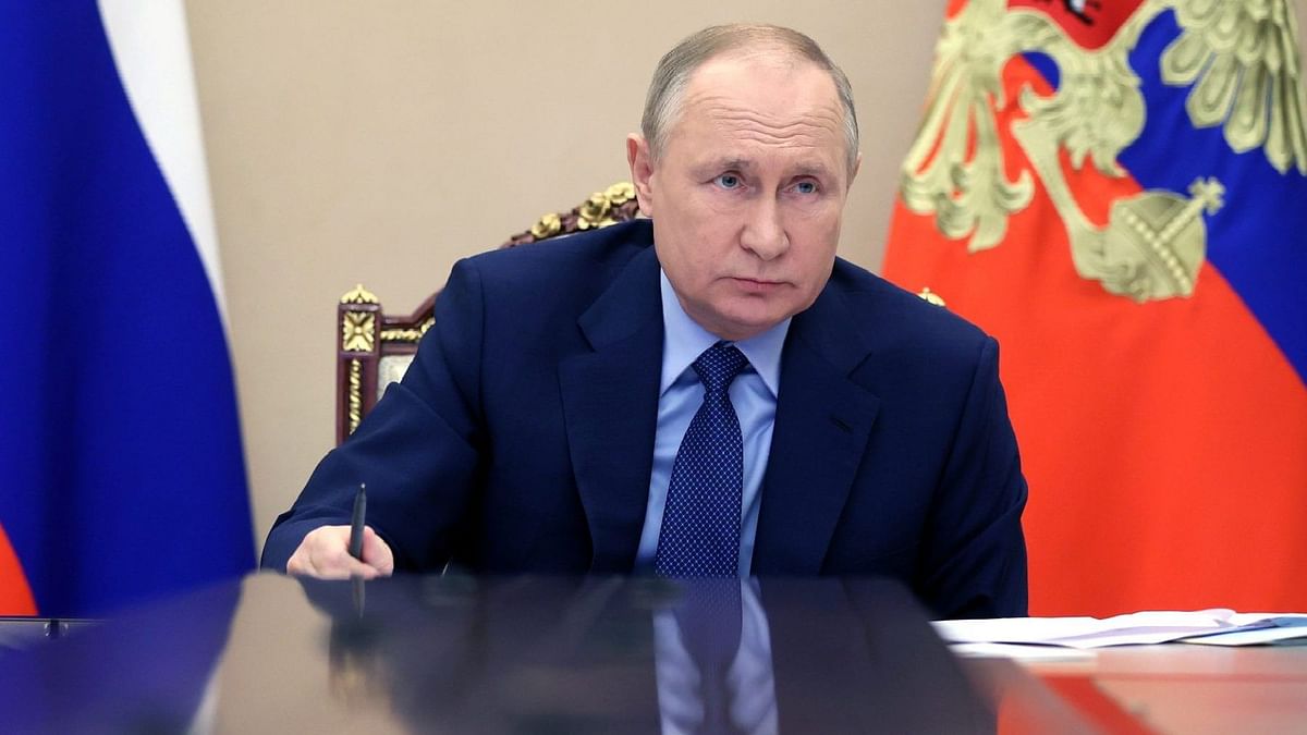 Putin Bans Use of Digital Assets and Cryptocurrencies for Payment in Russia