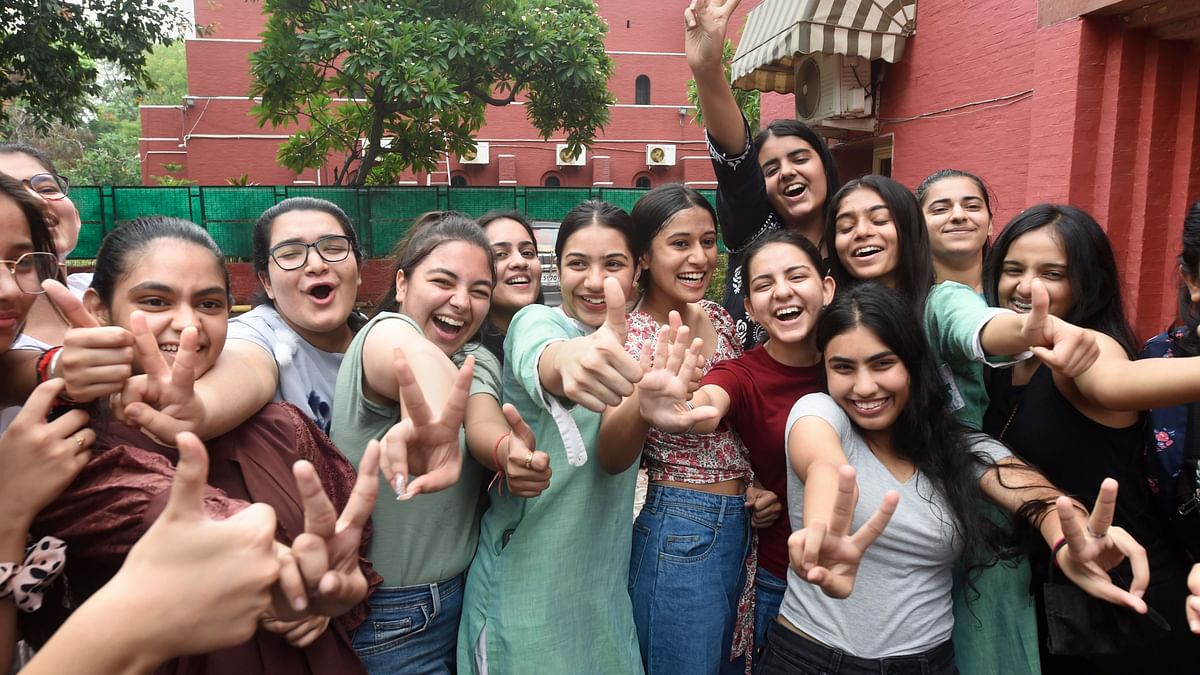 CBSE Board Results Live: 94.40% Students Pass Class 10, PM Modi Wishes Them Well