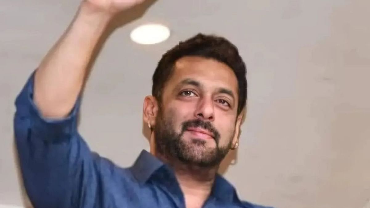 Salman Khan Unveils First Look of 'Kisi Ka Bhai...Kisi Ki Jaan' 