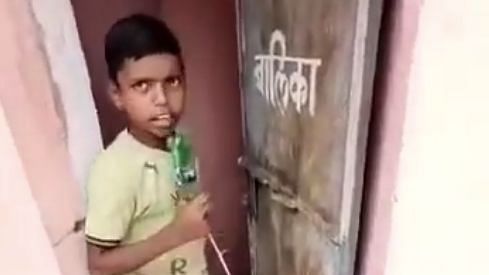 Jharkhand: Child Reports on the Sorry State of His School, Officials Take Action