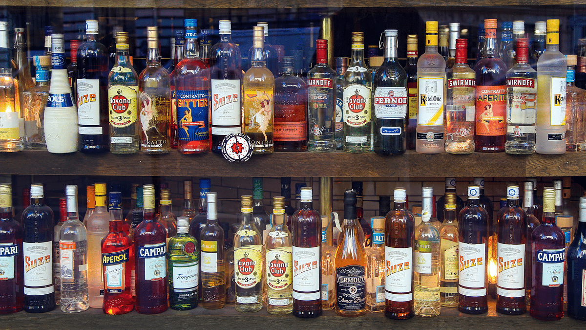 Delhi Govt Extends Excise Licence of Liquor Shops Till 31 Aug; LG’s Nod Awaited