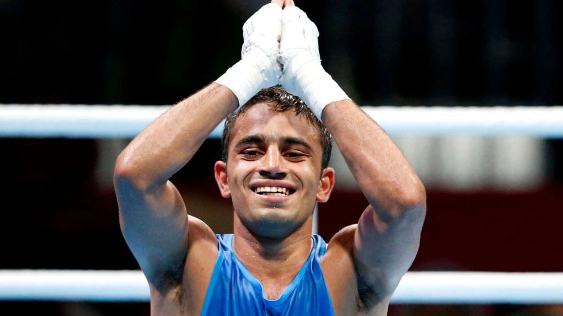 <div class="paragraphs"><p>A file photo of Indian boxer Amit Panghal who stormed into the quarterfinals of the men's flyweight (51kg) boxing at the 2022 Commonwealth Games in Birmingham.</p></div>
