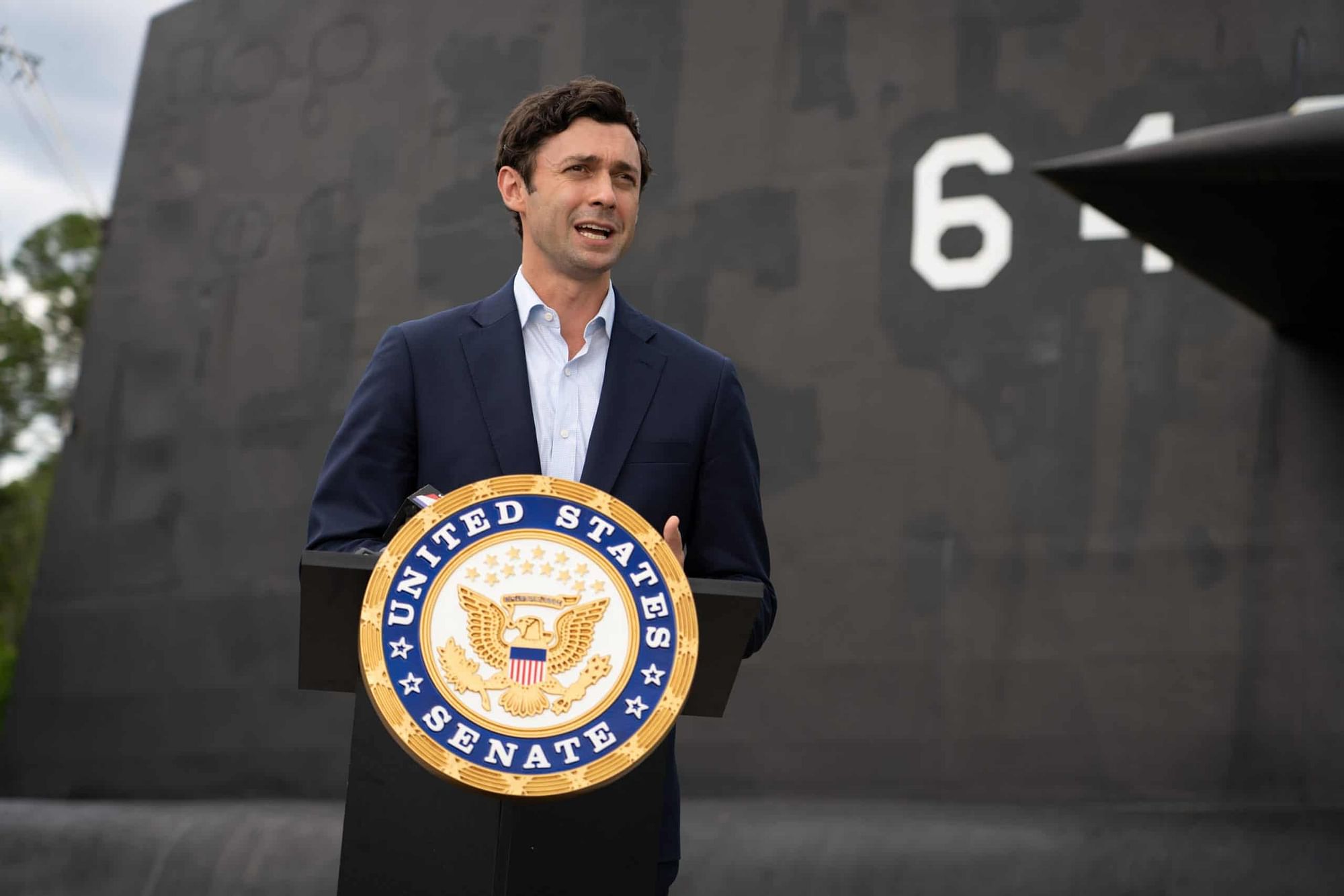 <div class="paragraphs"><p>US Senator Jon Ossoff</p></div>