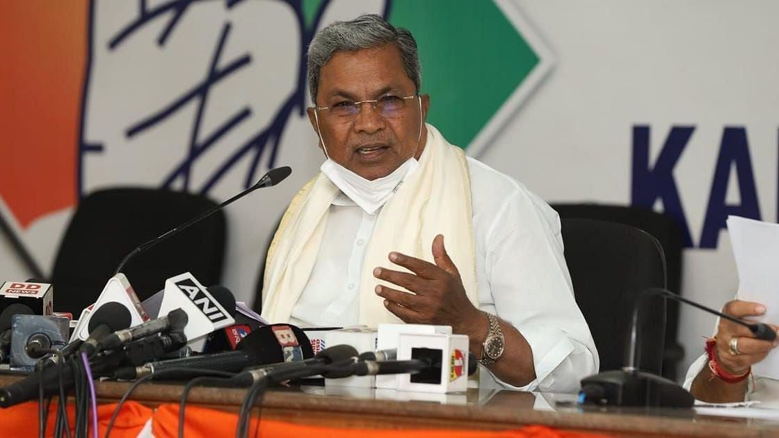 <div class="paragraphs"><p>Siddaramaiah on Tuesday,16 August, blaming the BJP for creating communal tension in the district headquarters town of Shivamogga on 15 August, had raised questions on attempts to install Savarkar's photo in a Muslim-dominated area.</p></div>