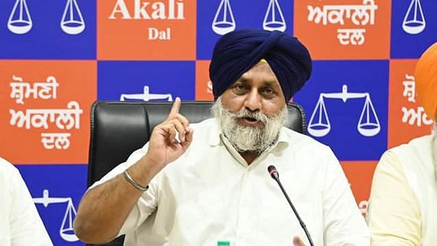 <div class="paragraphs"><p>A Special Investigation Team (SIT) has summoned Shiromani Akali Dal President Sukhbir Singh Badal for questioning on 30 August in the <a href="https://www.thequint.com/videos/violence-in-punjab-town-over-alleged-desecration-of-holy-book">Kotkapura firing case.</a></p></div>