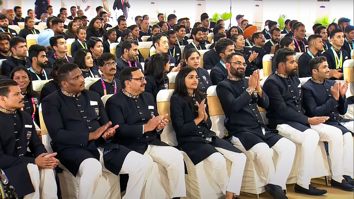 PM Narendra Modi Hosts India’s CWG Contingent at His Residence in New Delhi 