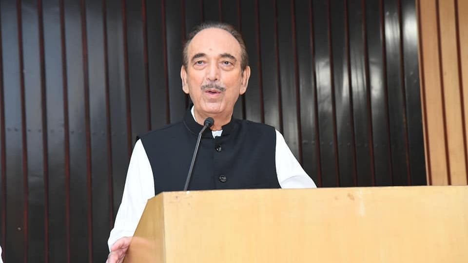 Ghulam Nabi Azad Resigns as J&K Congress Committee Head Hours After Appointment