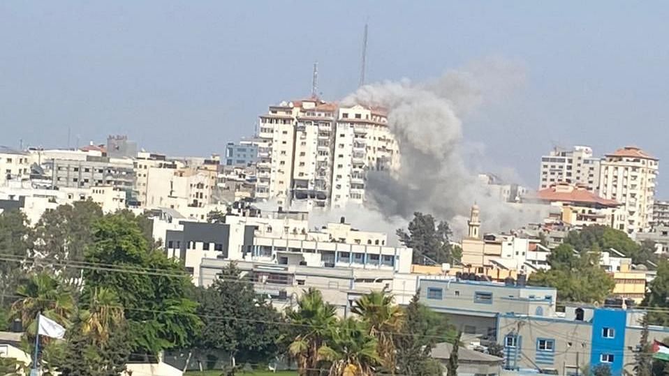 <div class="paragraphs"><p>Gaza City witnessed a loud blast, after which smoke was seen coming out of the seventh floor of a tall building.</p></div>