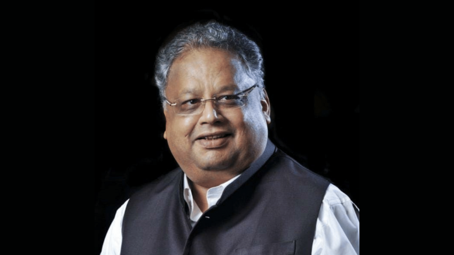 <div class="paragraphs"><p>Following ace investor <a href="https://www.thequint.com/topic/rakesh-jhunjhunwala">Rakesh Jhunjhunwala's</a> death at the age of 62 on Sunday, 14 August, Prime Minister <a href="https://www.thequint.com/topic/narendra-modi">Narendra Modi </a>took to Twitter and expressed his grief over Jhunjhunwala's demise.</p></div>